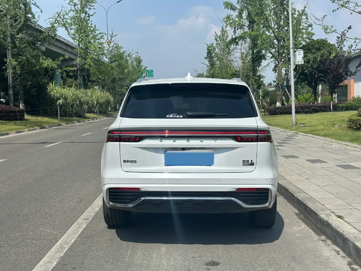 2025 Geely Monjaro 2.0T 238HP L4 8AT,autocango,china used car exporter,china ev exporter,chinese used car exporter,chinese used ev exporter