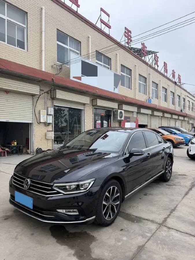 2020 Volkswagen Magotan 2.0T 186HP L4 7DCT,autocango,china used car exporter,china ev exporter,chinese used car exporter,chinese used ev exporter