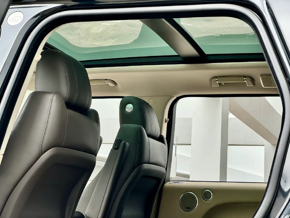 2017 Land Rover Range Rover 3.0T 340HP V6 8AT,autocango,china used car exporter,china ev exporter,chinese used car exporter,chinese used ev exporter