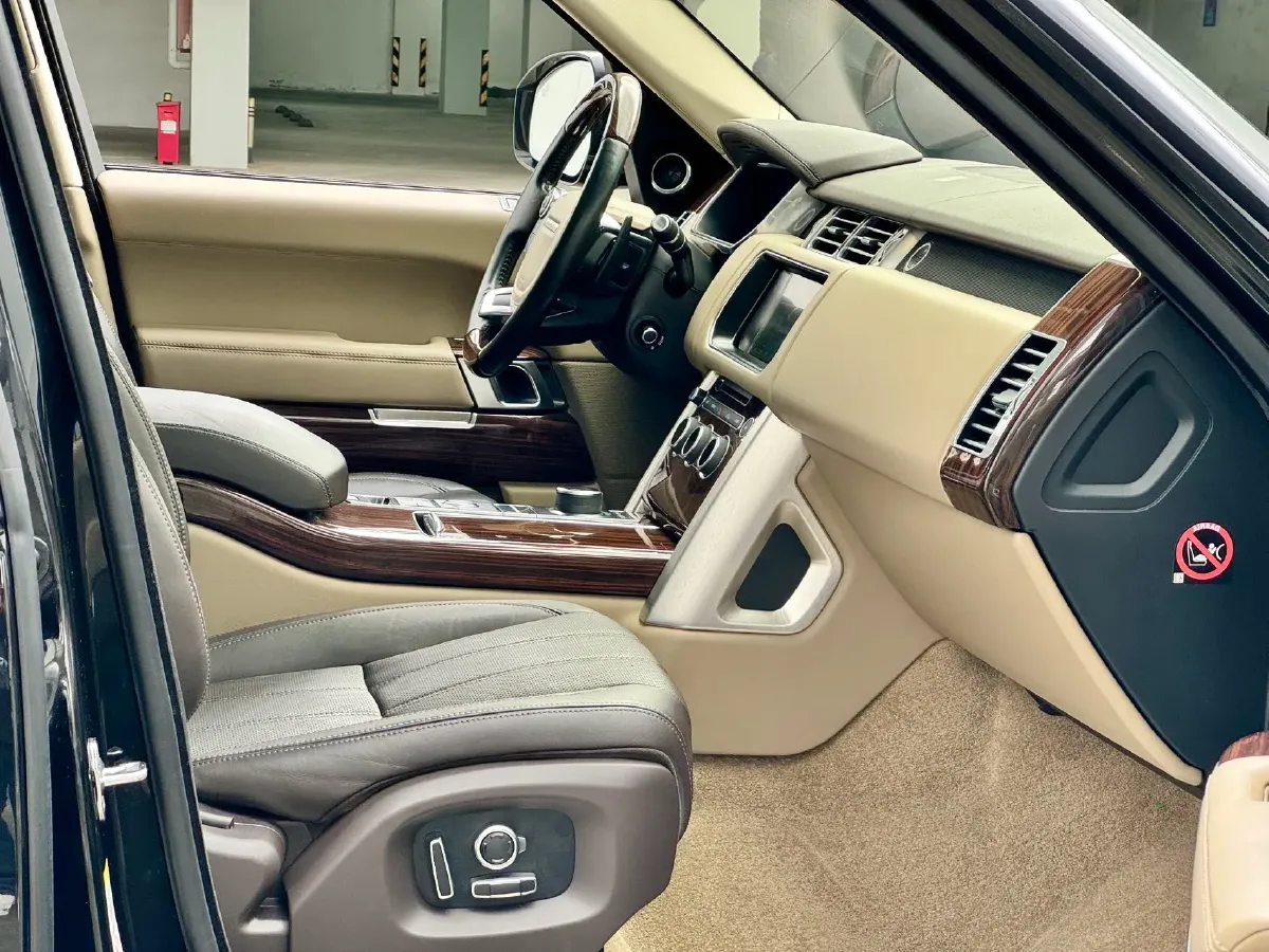 2017 Land Rover Range Rover 3.0T 340HP V6 8AT,autocango,china used car exporter,china ev exporter,chinese used car exporter,chinese used ev exporter