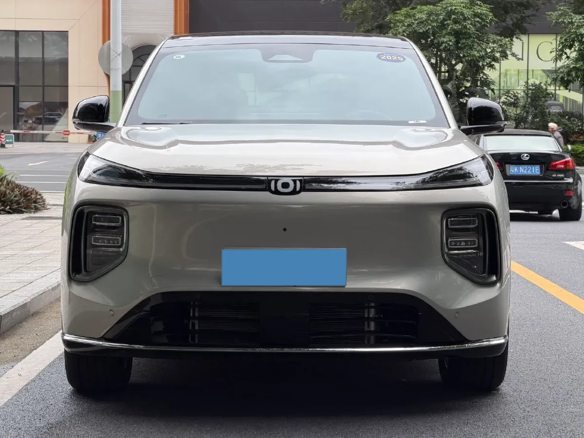 2025 ChangAn QiYuan Q07 1.5L 98HP L4 E-CVT PHEV,autocango,china used car exporter,china ev exporter,chinese used car exporter,chinese used ev exporter