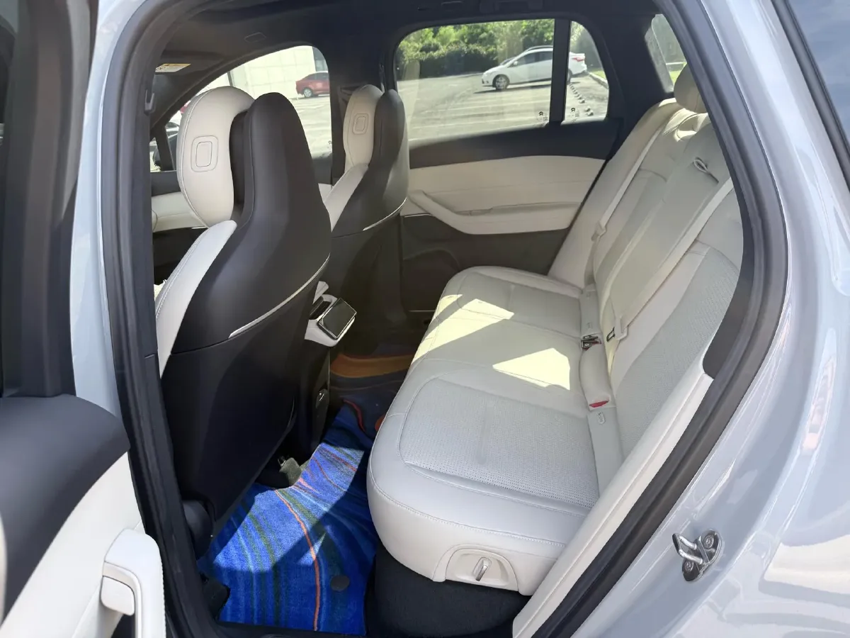 2023 NIO ES6 BEV 75KWH,autocango,china used car exporter,china ev exporter,chinese used car exporter,chinese used ev exporter
