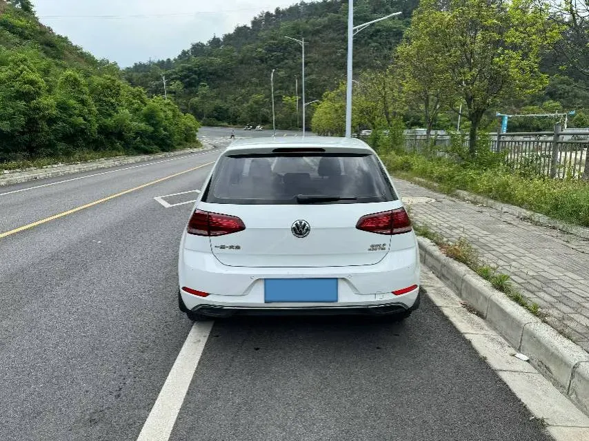 2018 Volkswagen Golf 1.4T 131HP L4 7DCT,autocango,china used car exporter,china ev exporter,chinese used car exporter,chinese used ev exporter