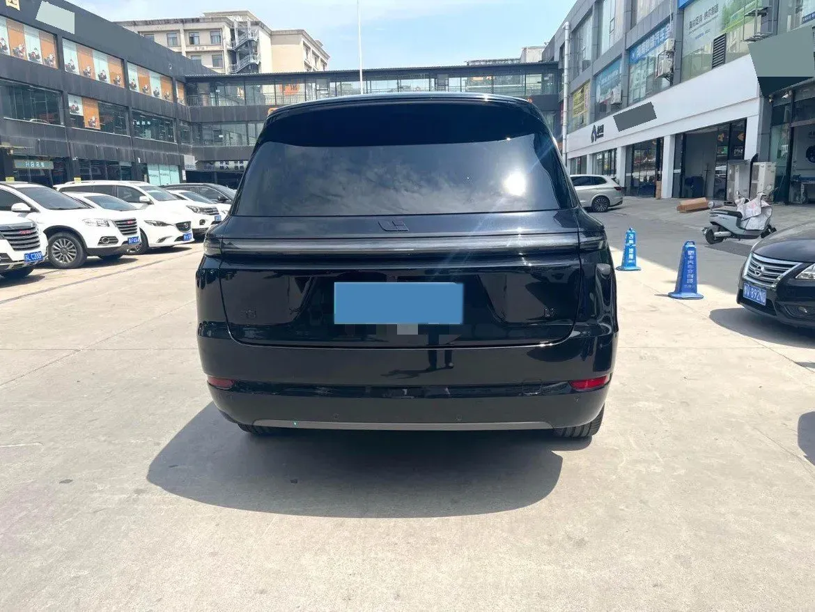 2024 Li L9 Range Extended 154HP REEV 52.3KWH,autocango,china used car exporter,china ev exporter,chinese used car exporter,chinese used ev exporter