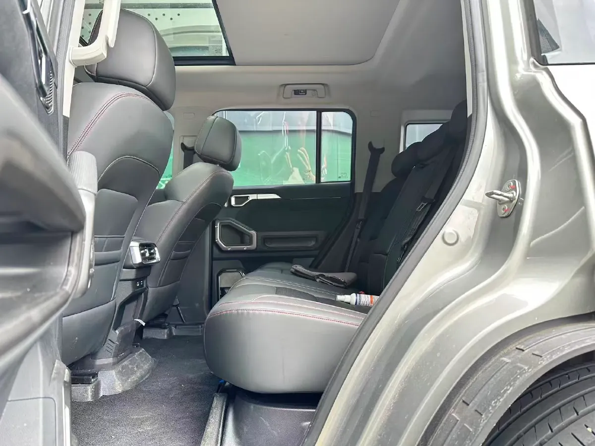 2023 Jetour Traveller 2.0T 254HP L4 7DCT,autocango,china used car exporter,china ev exporter,chinese used car exporter,chinese used ev exporter
