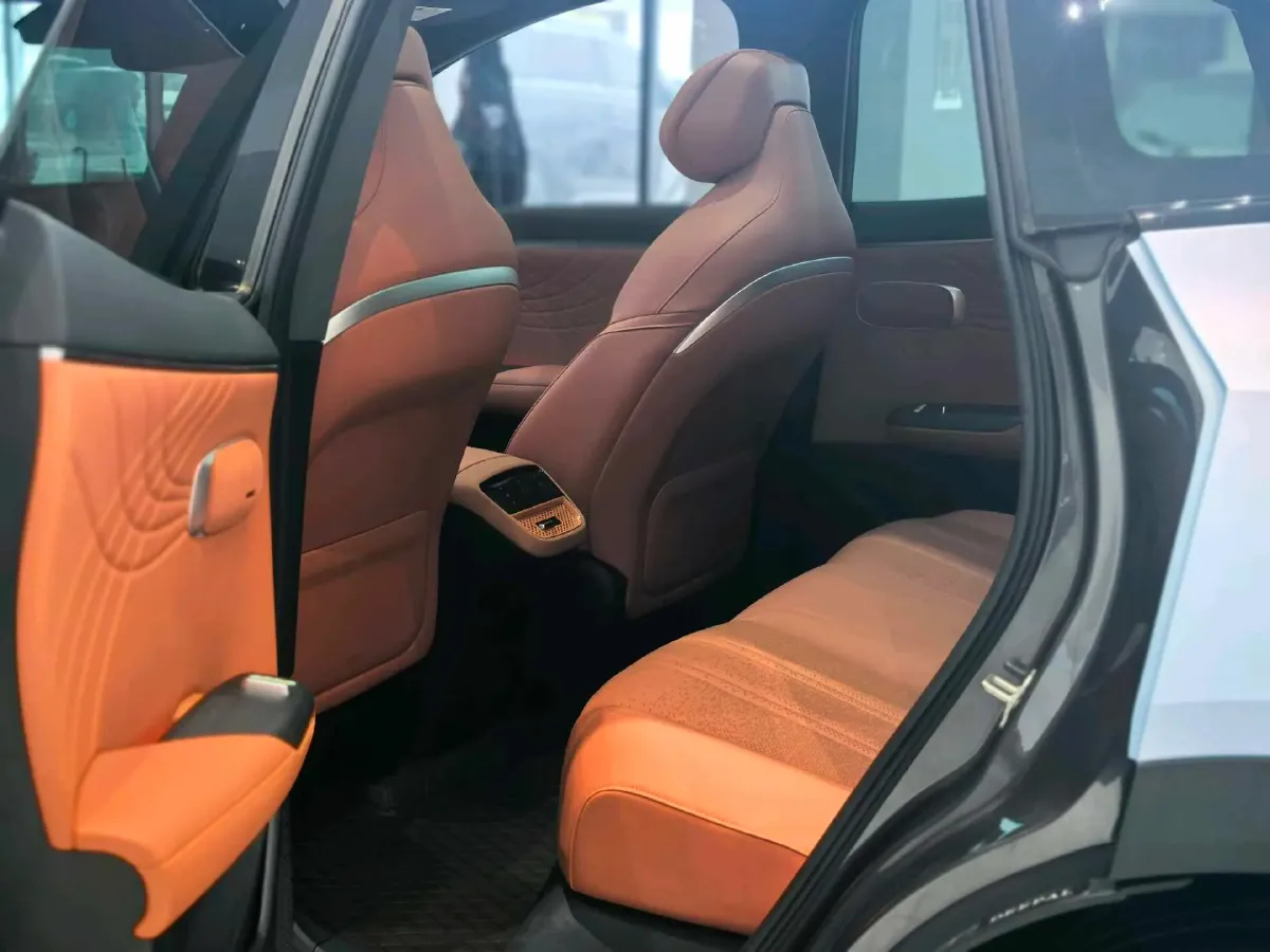 2025 Deepal S07 REEV 98HP REEV 31.73KWH,autocango,china used car exporter,china ev exporter,chinese used car exporter,chinese used ev exporter