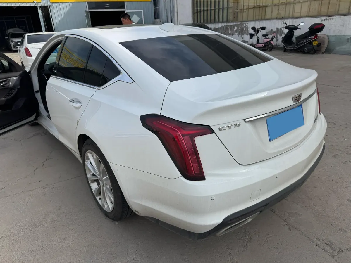2022 Cadillac CT5 2.0T 237HP L4 10AT,autocango,china used car exporter,china ev exporter,chinese used car exporter,chinese used ev exporter