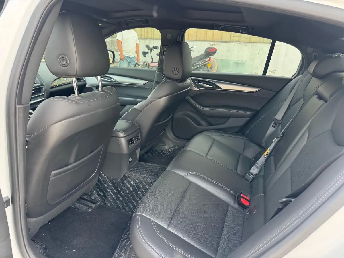 2022 Cadillac CT5 2.0T 237HP L4 10AT,autocango,china used car exporter,china ev exporter,chinese used car exporter,chinese used ev exporter