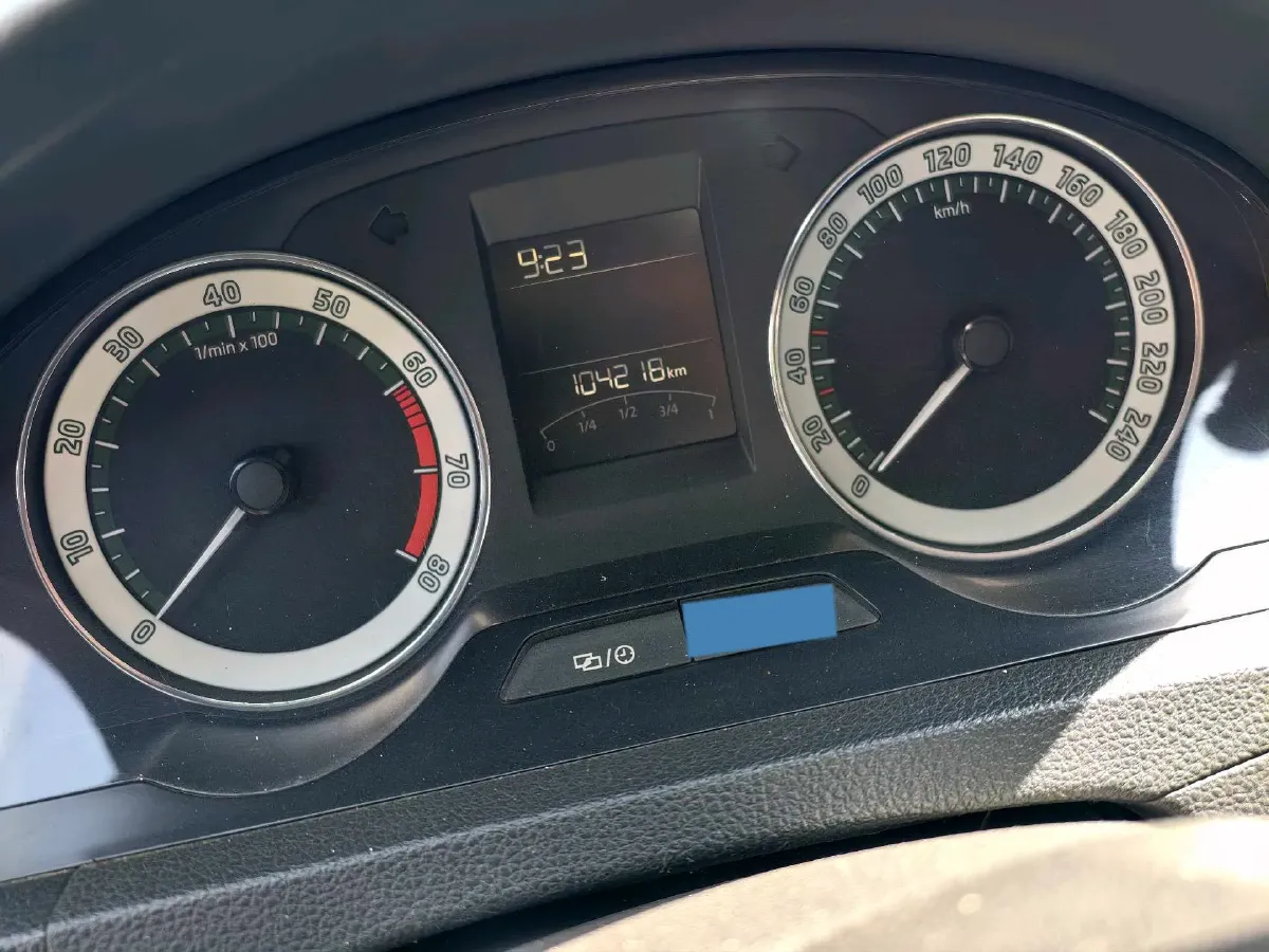 2018 Skoda Rapid 1.6L 110HP L4 6AT,autocango,china used car exporter,china ev exporter,chinese used car exporter,chinese used ev exporter