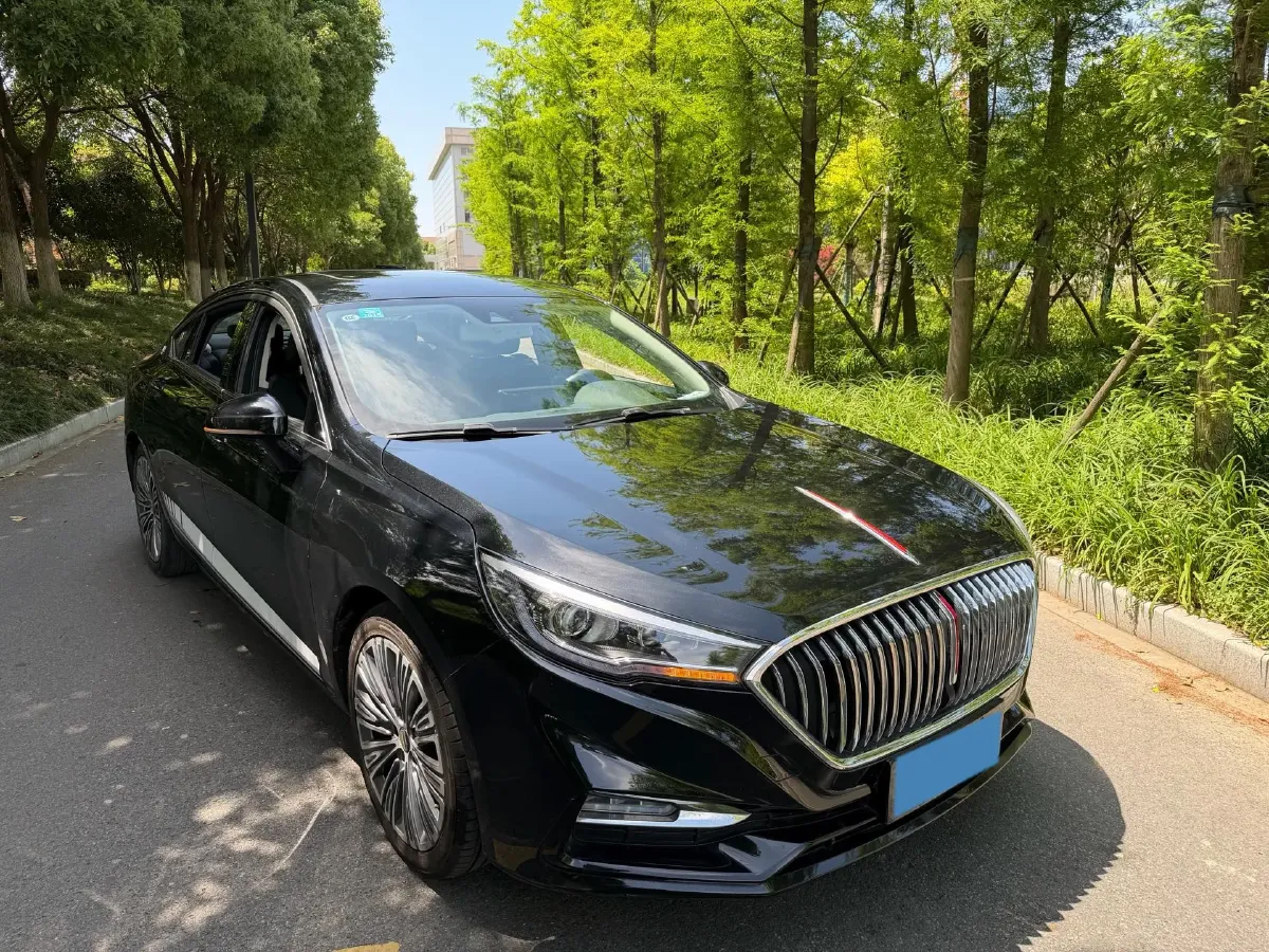 2022 HongQi H5 1.8T 197HP L4 6AT,autocango,china used car exporter,china ev exporter,chinese used car exporter,chinese used ev exporter