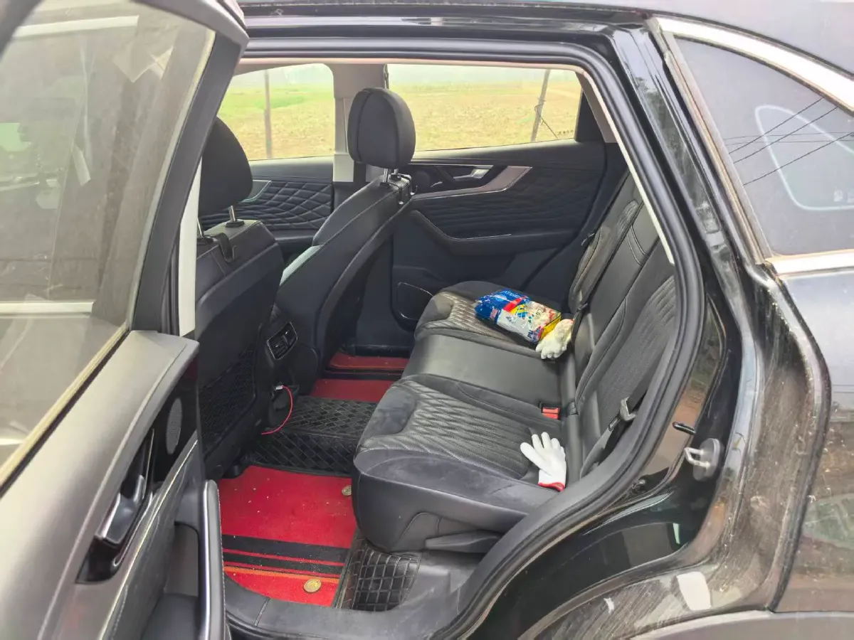 2022 HongQi HS5 2.0T 224HP L4 6AT,autocango,china used car exporter,china ev exporter,chinese used car exporter,chinese used ev exporter