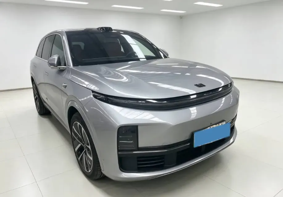 2024 Li L8 Range Extended 154HP REEV 52.3KWH,autocango,china used car exporter,china ev exporter,chinese used car exporter,chinese used ev exporter