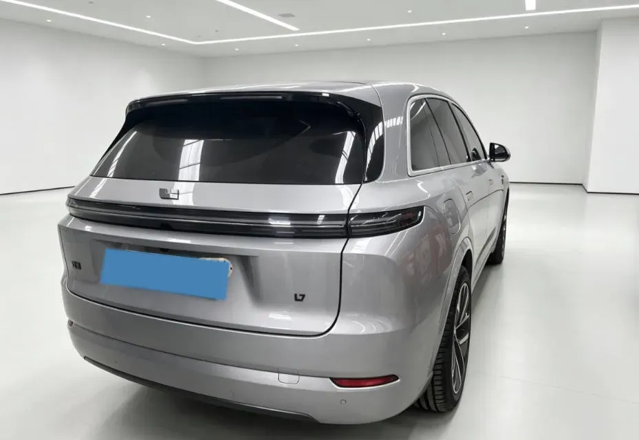 2024 Li L8 Range Extended 154HP REEV 52.3KWH,autocango,china used car exporter,china ev exporter,chinese used car exporter,chinese used ev exporter