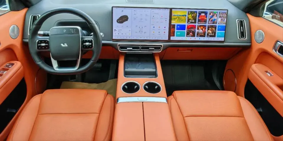 2024 Li L8 Range Extended 154HP REEV 52.3KWH,autocango,china used car exporter,china ev exporter,chinese used car exporter,chinese used ev exporter