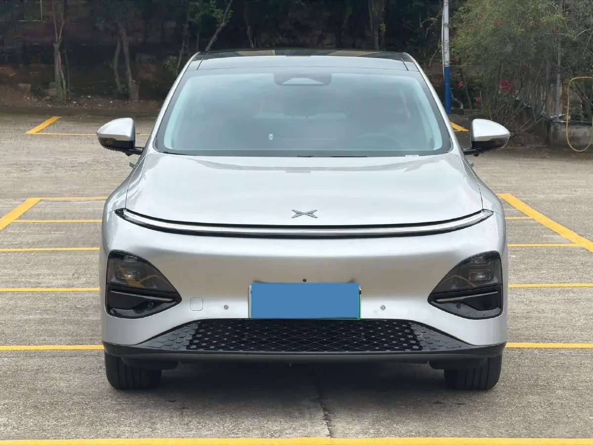 2025 Xpeng G6 BEV 68.5KWH,autocango,china used car exporter,china ev exporter,chinese used car exporter,chinese used ev exporter