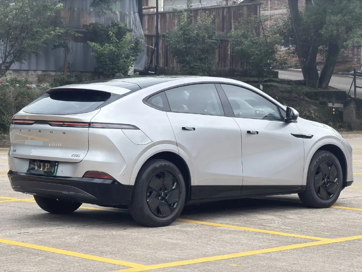 2025 Xpeng G6 BEV 68.5KWH,autocango,china used car exporter,china ev exporter,chinese used car exporter,chinese used ev exporter