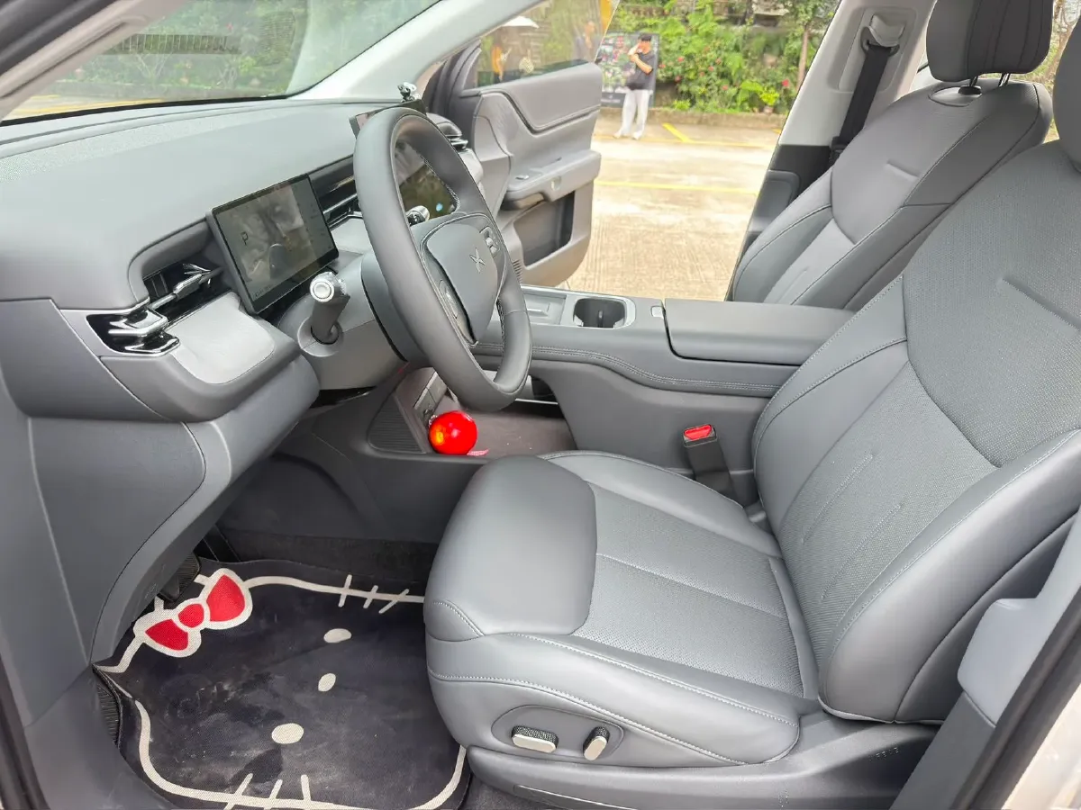 2025 Xpeng G6 BEV 68.5KWH,autocango,china used car exporter,china ev exporter,chinese used car exporter,chinese used ev exporter
