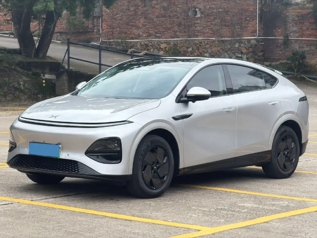 2025 Xpeng G6 BEV 68.5KWH,autocango,china used car exporter,china ev exporter,chinese used car exporter,chinese used ev exporter
