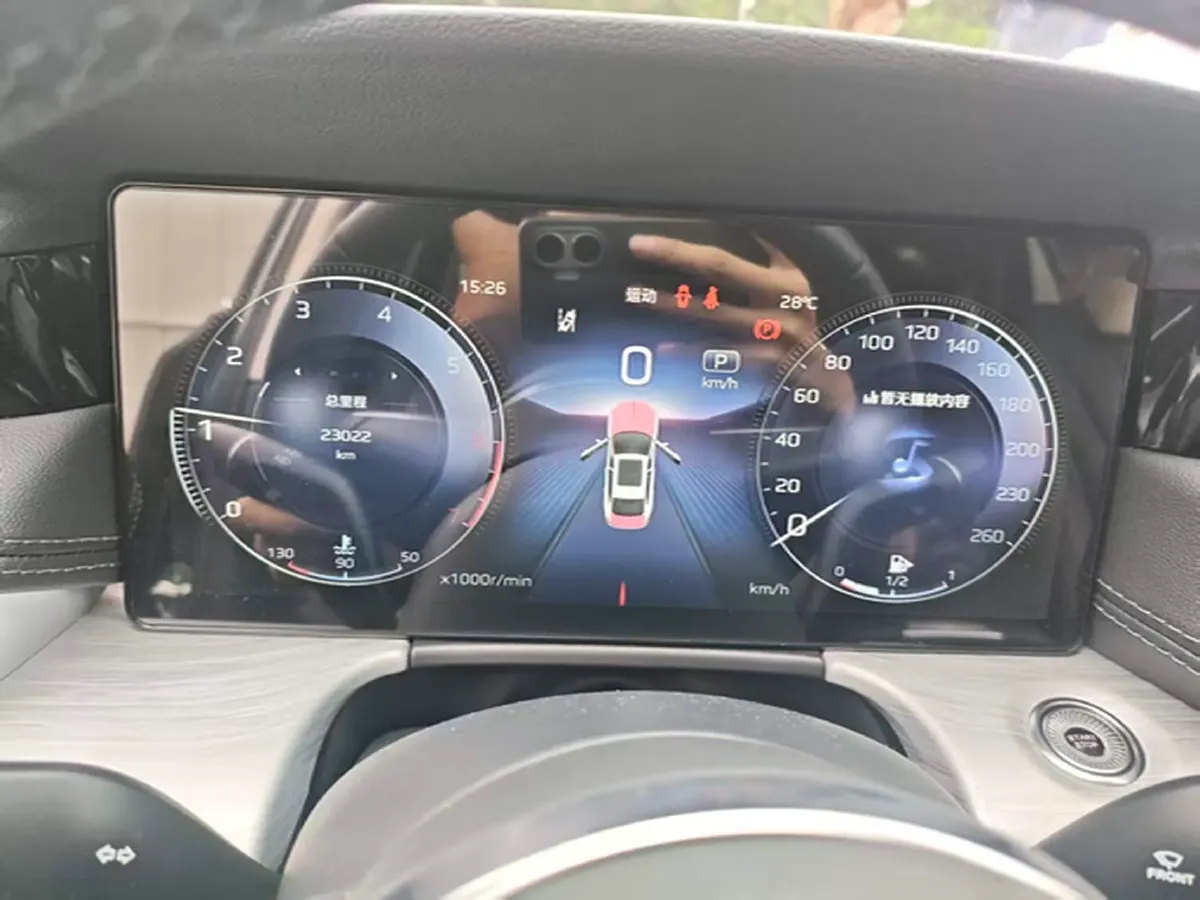 2025 HongQi H5 1.5T 169HP L4 1DHT Hybrid,autocango,china used car exporter,china ev exporter,chinese used car exporter,chinese used ev exporter