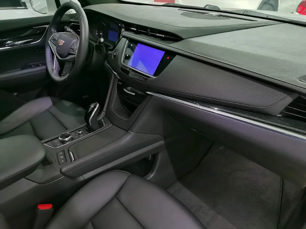 2020 Cadillac XT5 2.0T 241HP L4 9AT,autocango,china used car exporter,china ev exporter,chinese used car exporter,chinese used ev exporter