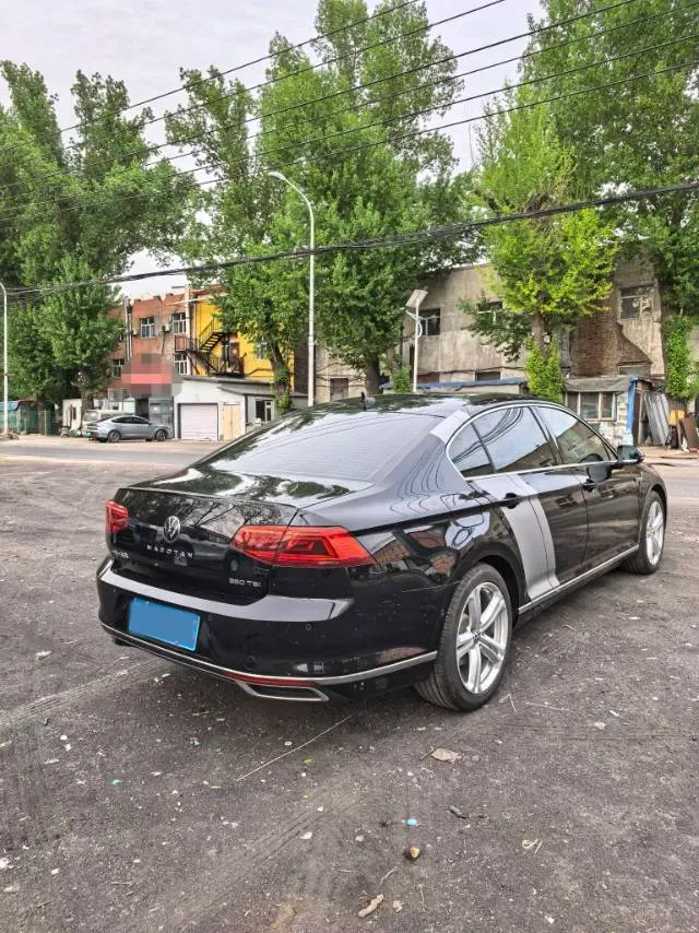 2020 Volkswagen Magotan 2.0T 220HP L4 7DCT,autocango,china used car exporter,china ev exporter,chinese used car exporter,chinese used ev exporter