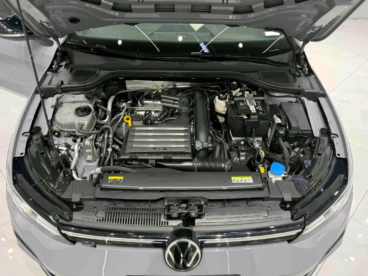 2021 Volkswagen Golf 1.4T 150HP L4 7DCT,autocango,china used car exporter,china ev exporter,chinese used car exporter,chinese used ev exporter