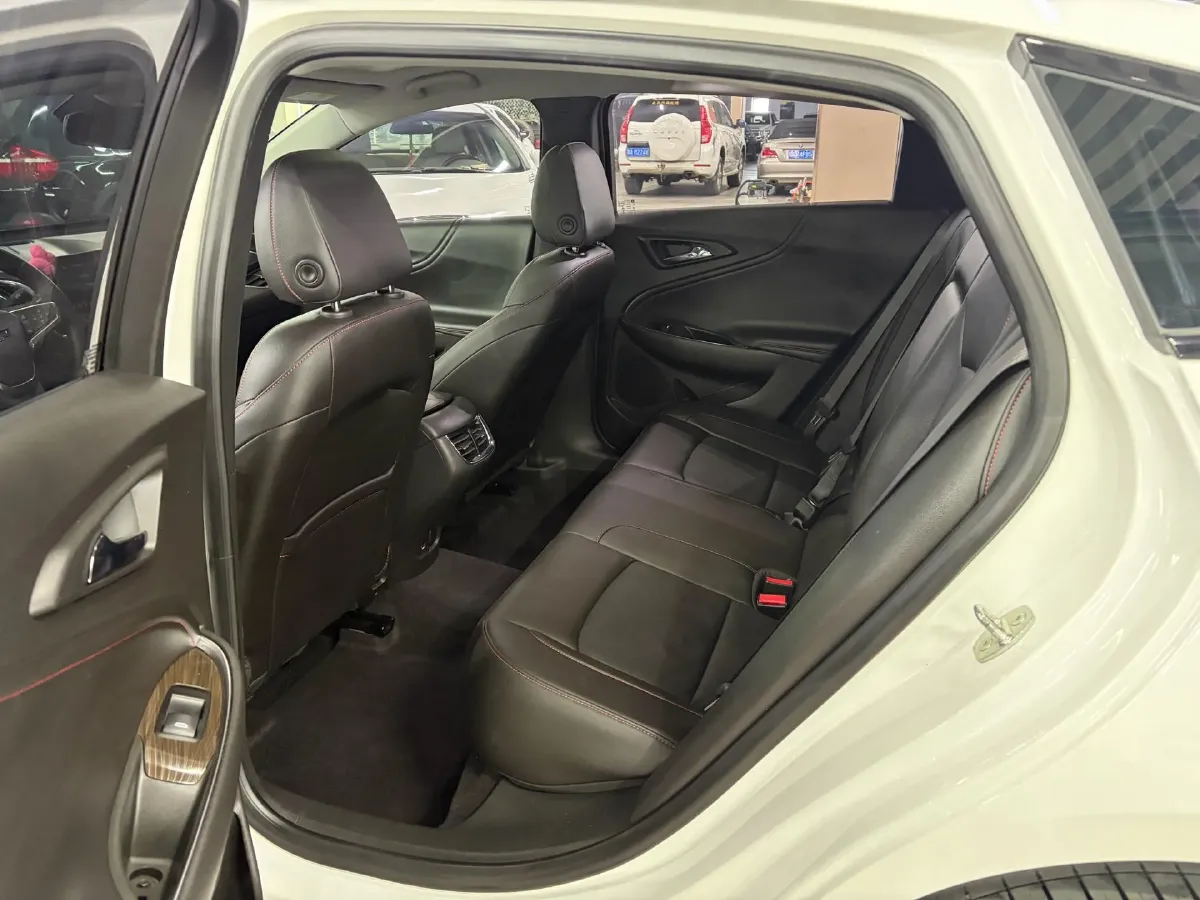 2019 Chevrolet Malibu XL 2.0T 241HP L4 9AT,autocango,china used car exporter,china ev exporter,chinese used car exporter,chinese used ev exporter