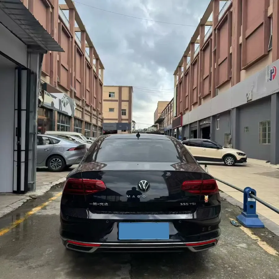 2020 Volkswagen Magotan 2.0T 186HP L4 7DCT,autocango,china used car exporter,china ev exporter,chinese used car exporter,chinese used ev exporter