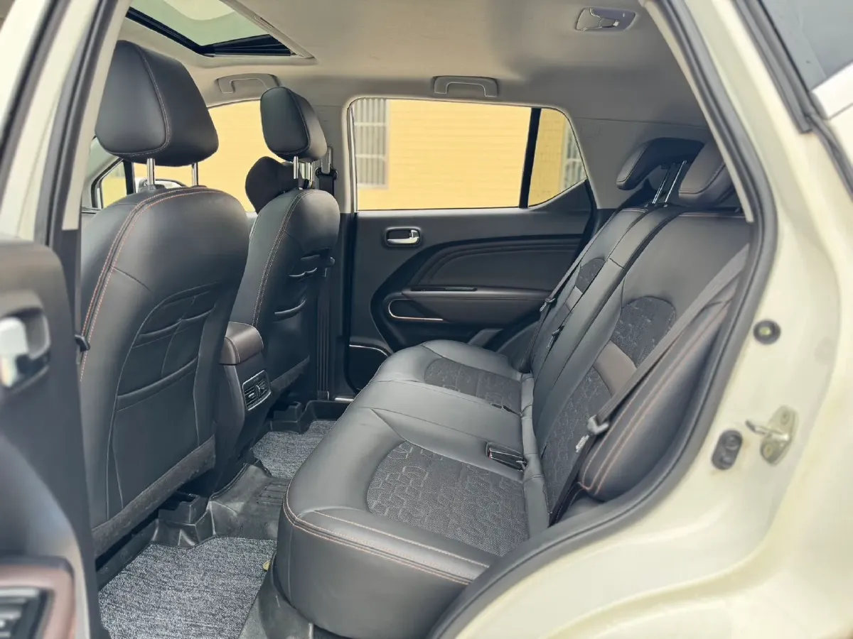 2019 GAC Trumpchi GS3 1.5T 163HP L3 7DCT,autocango,china used car exporter,china ev exporter,chinese used car exporter,chinese used ev exporter