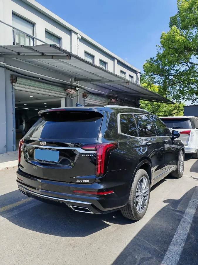 2022 Cadillac XT6 2.0T 237HP L4 9AT,autocango,china used car exporter,china ev exporter,chinese used car exporter,chinese used ev exporter