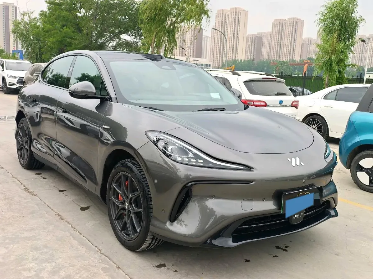 2023 IM LS6 BEV 71KWH,autocango,china used car exporter,china ev exporter,chinese used car exporter,chinese used ev exporter