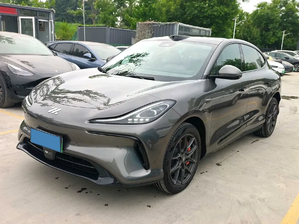 2023 IM LS6 BEV 71KWH,autocango,china used car exporter,china ev exporter,chinese used car exporter,chinese used ev exporter