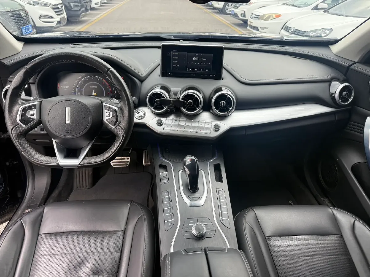 2019 WEY VV7 2.0T 234HP L4 7DCT,autocango,china used car exporter,china ev exporter,chinese used car exporter,chinese used ev exporter