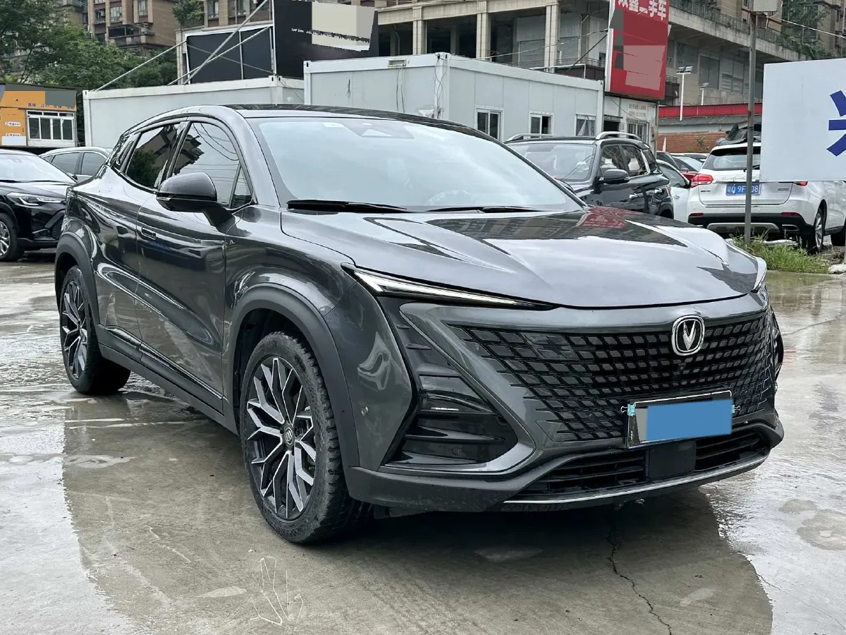 2022 ChangAn UNI-T 1.5T 188HP L4 7DCT,autocango,china used car exporter,china ev exporter,chinese used car exporter,chinese used ev exporter