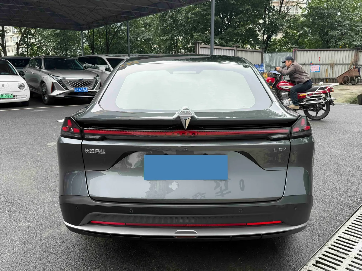2024 Deepal L07 BEV 56.12KWH,autocango,china used car exporter,china ev exporter,chinese used car exporter,chinese used ev exporter