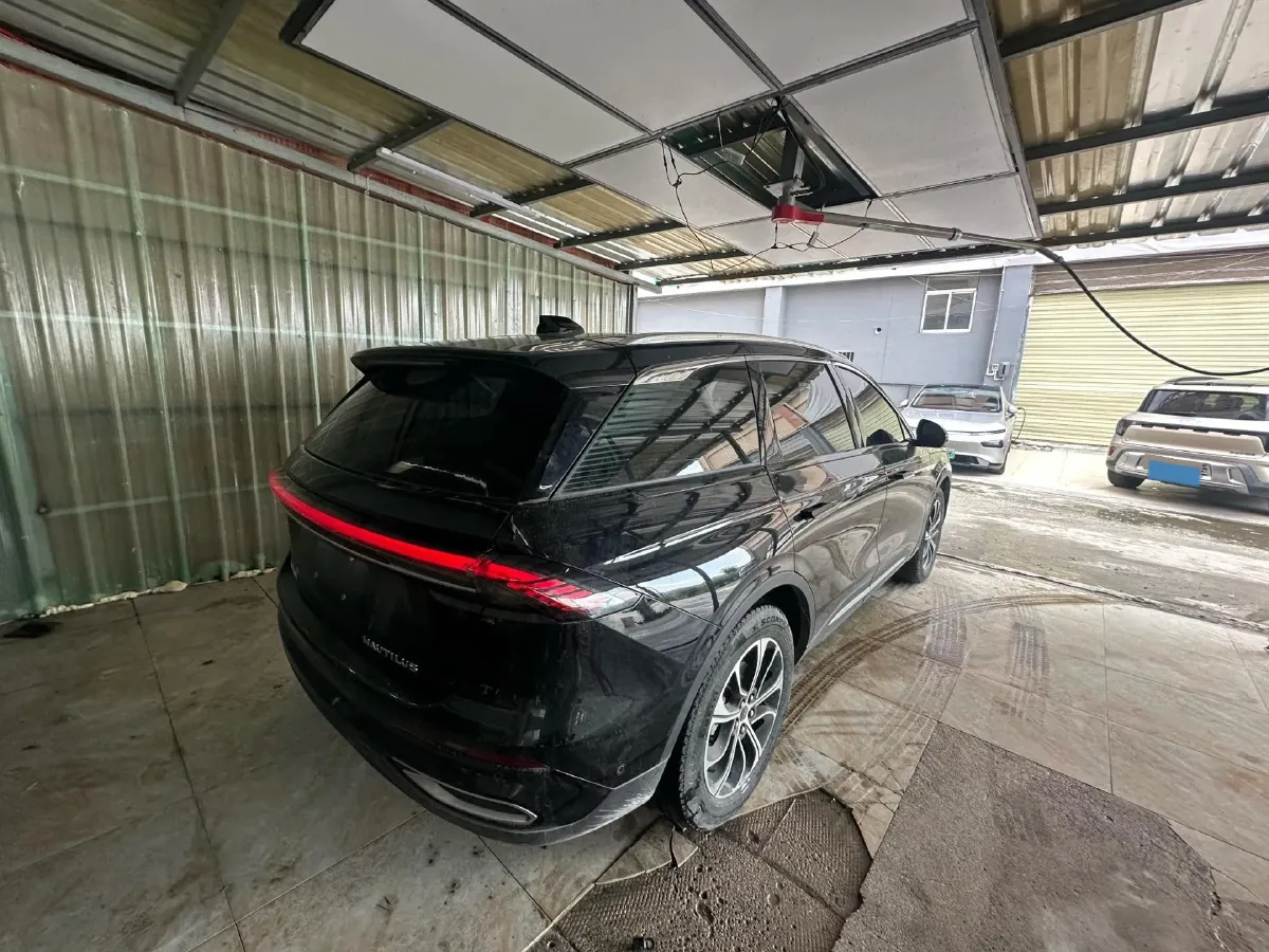 2023 Lincoln Nautilus 2.0T 261HP L4 8AT,autocango,china used car exporter,china ev exporter,chinese used car exporter,chinese used ev exporter