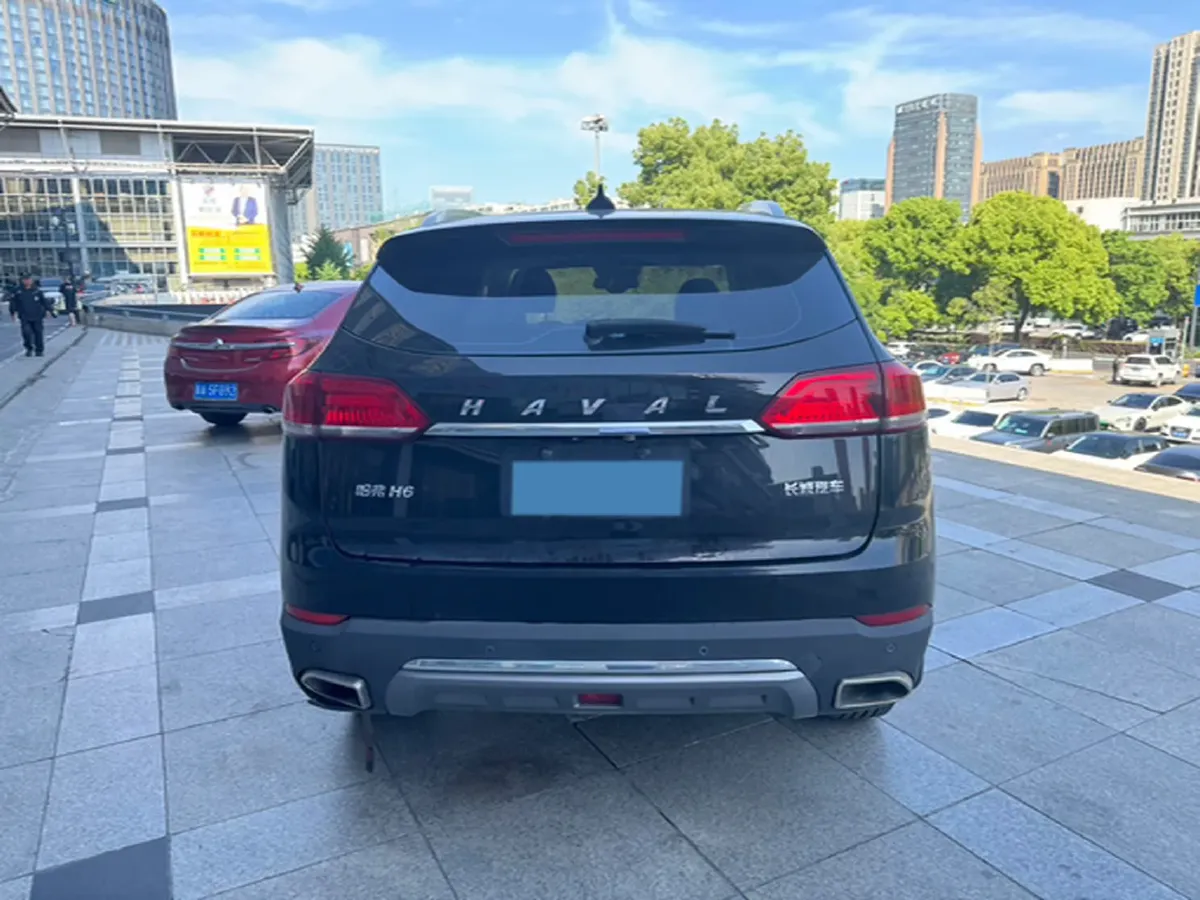 2018 Haval H6 1.5T 169HP L4 7DCT,autocango,china used car exporter,china ev exporter,chinese used car exporter,chinese used ev exporter
