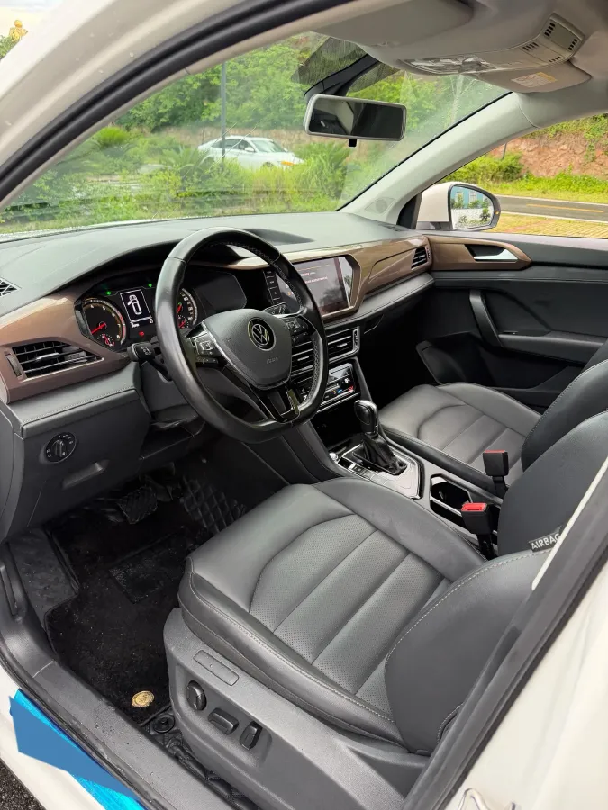2021 Volkswagen Tharu 1.4T 150HP L4 7DCT,autocango,china used car exporter,china ev exporter,chinese used car exporter,chinese used ev exporter
