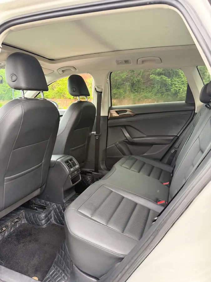 2021 Volkswagen Tharu 1.4T 150HP L4 7DCT,autocango,china used car exporter,china ev exporter,chinese used car exporter,chinese used ev exporter