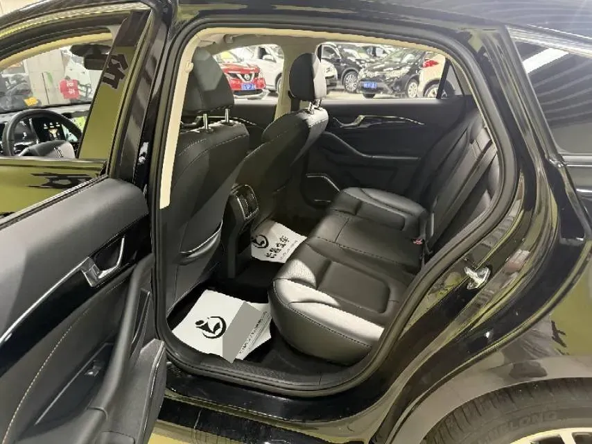 2023 Bestune B70 1.5T 169HP L4 7DCT,autocango,china used car exporter,china ev exporter,chinese used car exporter,chinese used ev exporter