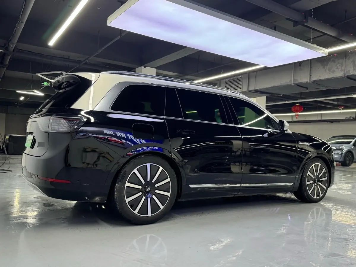 2024 AITO AITO M9 1.5T 152HP L4 REEV 42KWH,autocango,china used car exporter,china ev exporter,chinese used car exporter,chinese used ev exporter