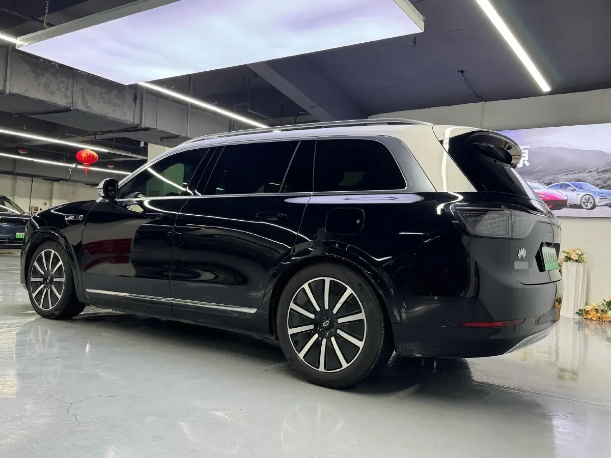 2024 AITO AITO M9 1.5T 152HP L4 REEV 42KWH,autocango,china used car exporter,china ev exporter,chinese used car exporter,chinese used ev exporter