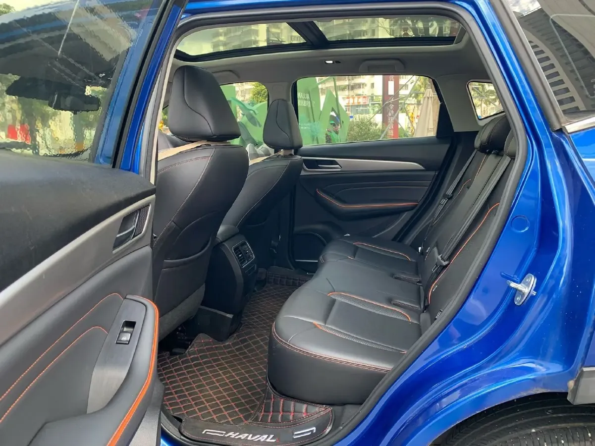 2021 Haval F7 1.5T 169HP L4 7DCT,autocango,china used car exporter,china ev exporter,chinese used car exporter,chinese used ev exporter