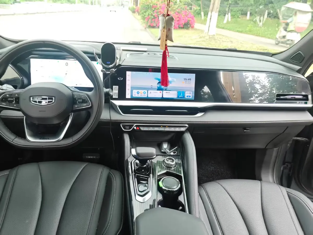 2024 Geely Monjaro 2.0T 218HP L4 7DCT,autocango,china used car exporter,china ev exporter,chinese used car exporter,chinese used ev exporter
