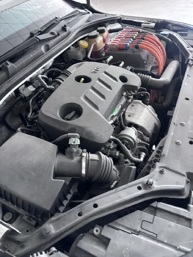 2017 Roewe i6 1.0T 125HP L3 2AT PHEV,autocango,china used car exporter,china ev exporter,chinese used car exporter,chinese used ev exporter