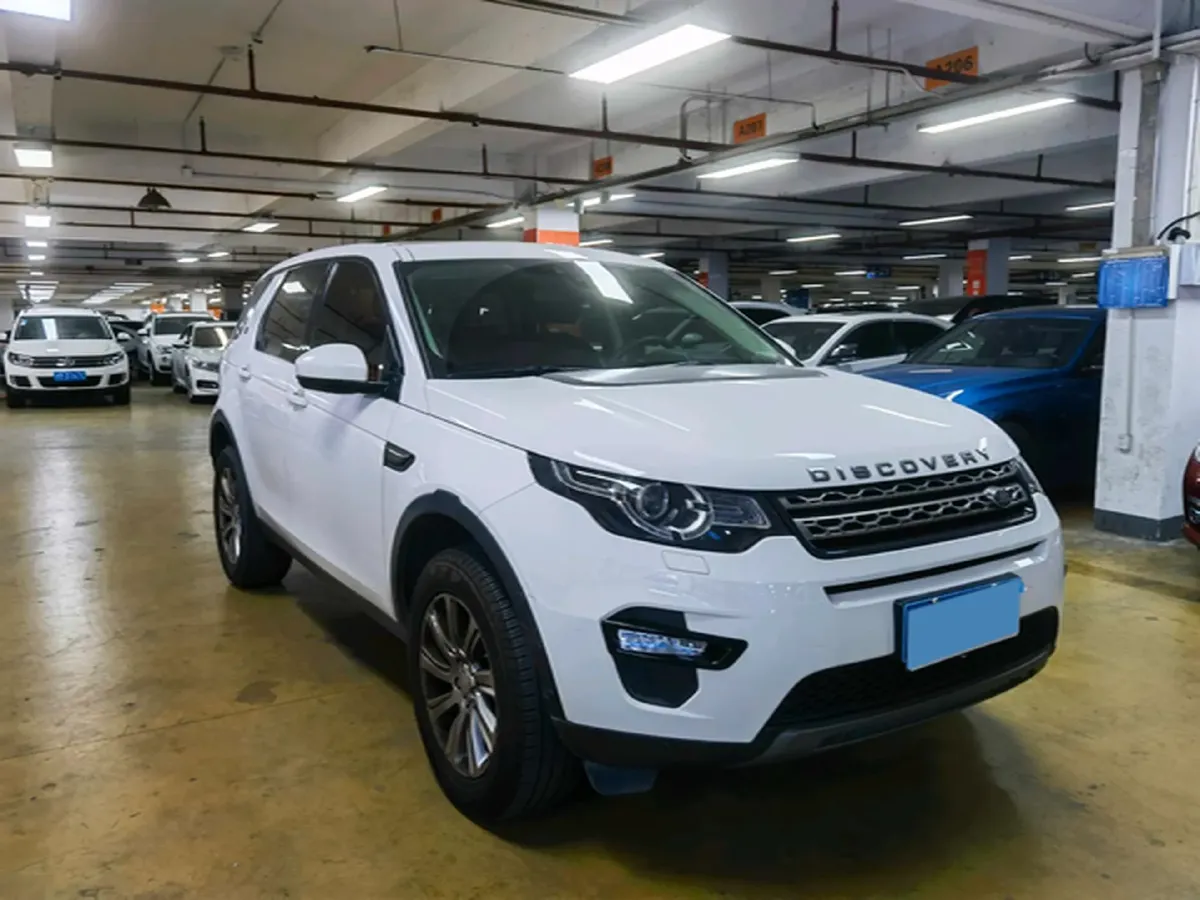 2018 Land Rover Discovery Sport 2.0T 241HP L4 9AT,autocango,china used car exporter,china ev exporter,chinese used car exporter,chinese used ev exporter