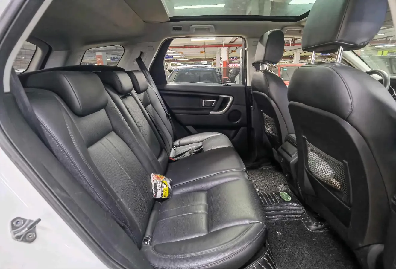2018 Land Rover Discovery Sport 2.0T 241HP L4 9AT,autocango,china used car exporter,china ev exporter,chinese used car exporter,chinese used ev exporter