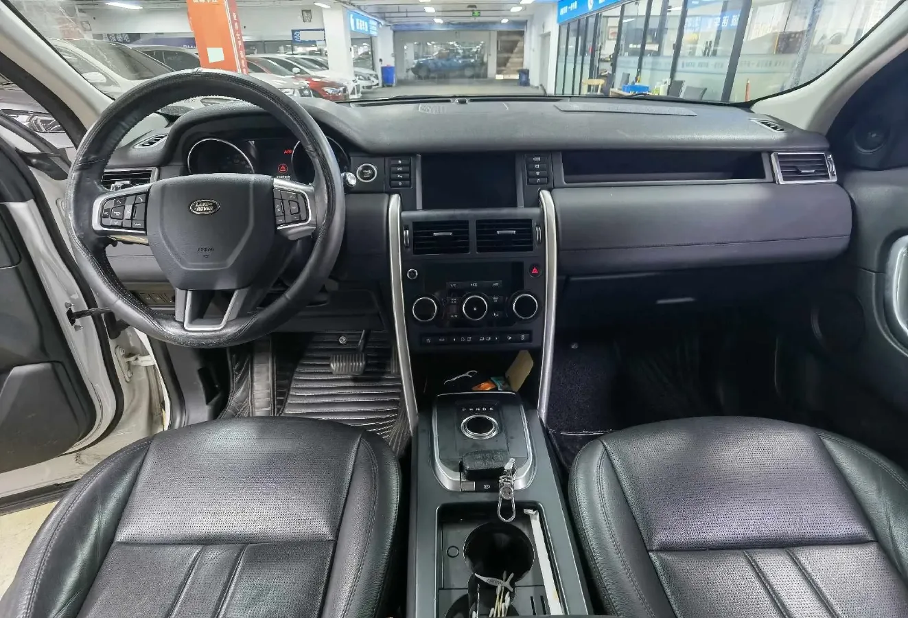 2018 Land Rover Discovery Sport 2.0T 241HP L4 9AT,autocango,china used car exporter,china ev exporter,chinese used car exporter,chinese used ev exporter