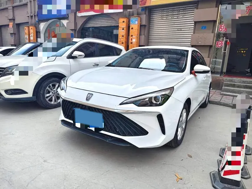 2024 Roewe i5 1.5L 129HP L4 CVT,autocango,china used car exporter,china ev exporter,chinese used car exporter,chinese used ev exporter