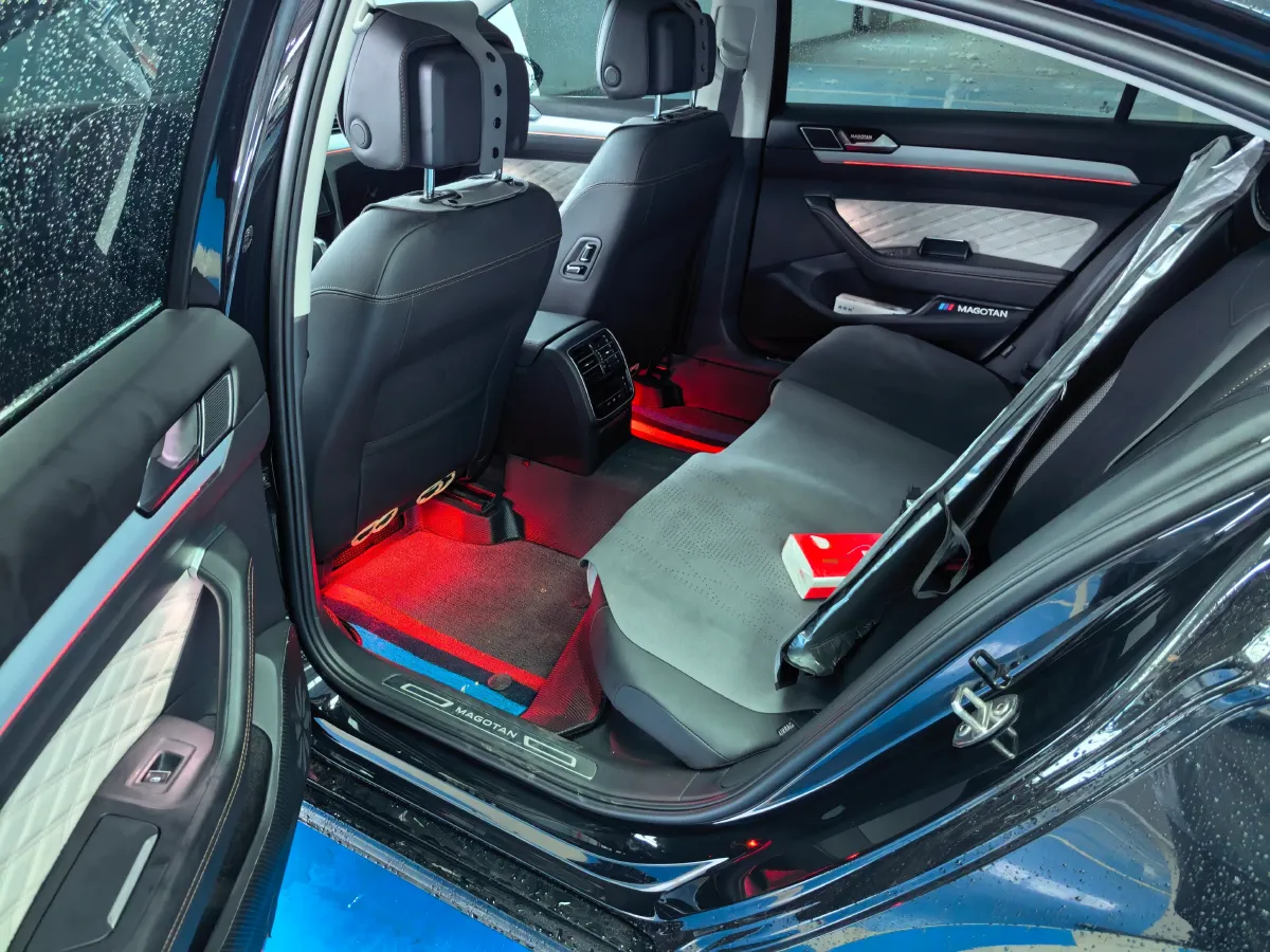 2024 Volkswagen Magotan 2.0T 186HP L4 7DCT,autocango,china used car exporter,china ev exporter,chinese used car exporter,chinese used ev exporter